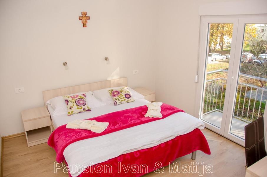 Bed and Breakfast Pansion Matija Меджугорье Экстерьер фото